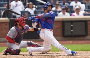Soto conecta jonrón decisivo y los Mets evitan la barrida ante San Luis